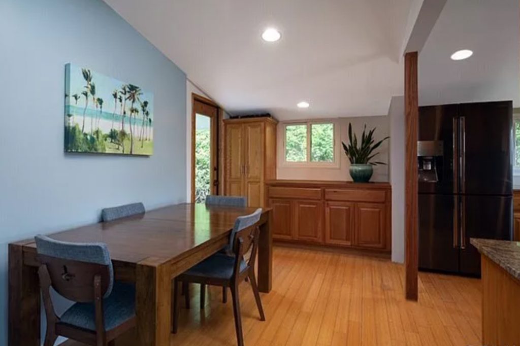 507 E Maple Ave Dining Room